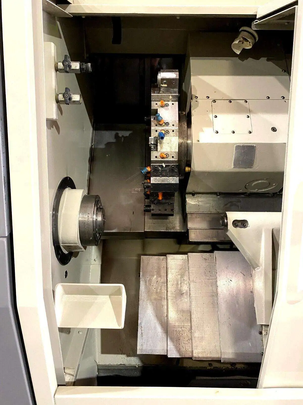 Hardinge Conquest T-42 CNC Turning Center - MachineStation