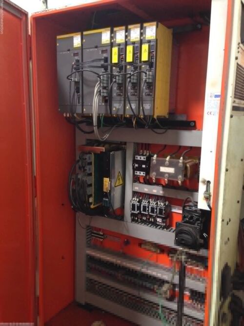 Amura-Seiki-CNC-Vertical-Machining-Center-002.jpg