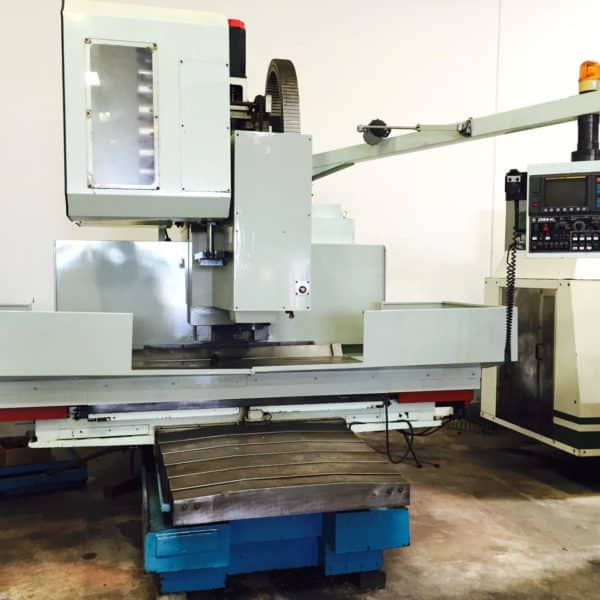 Amura-Seiki-CNC-Vertical-Machining-Center-Main.jpg