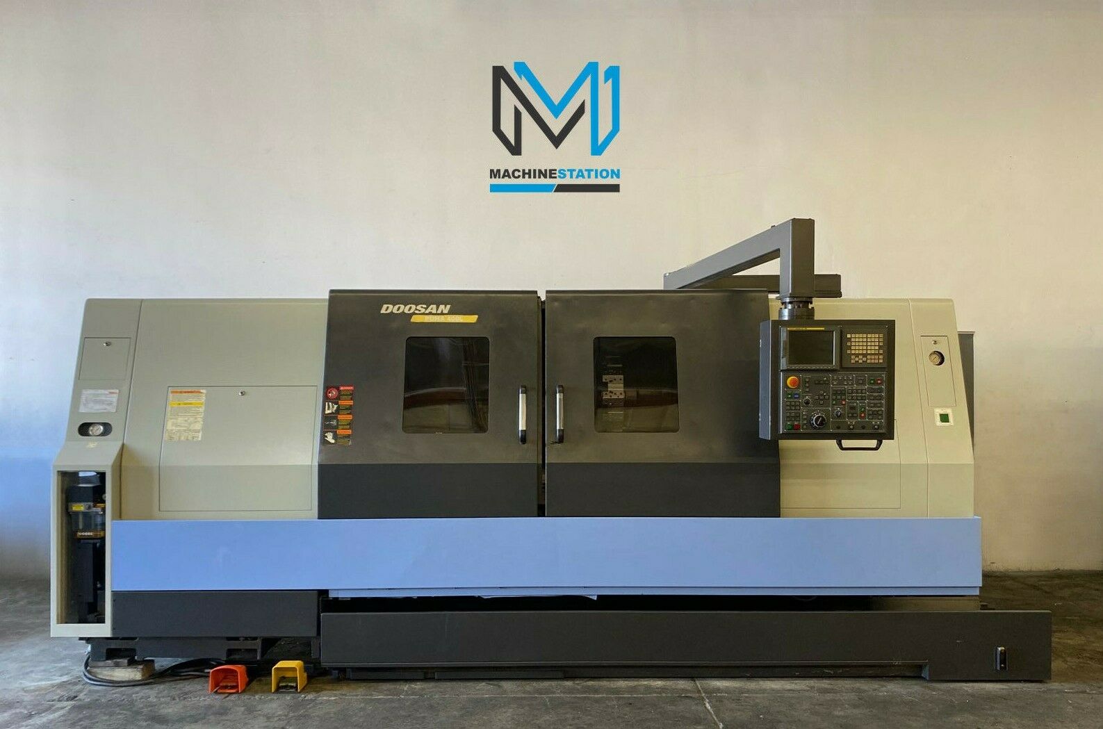 DOOSAN-PUMA-400LC-CNC-TURNING-CENTER1.jpg