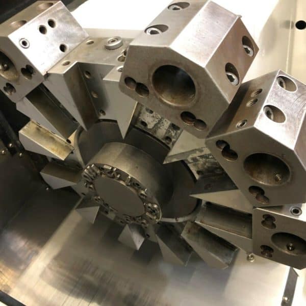 Daewoo-Lynx-200LC-CNC-Turning-Center-for-Sale-in-California-i-600×600-1.jpg
