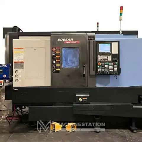 Doosan Lynx 220LYSA CNC Turn Mill Center