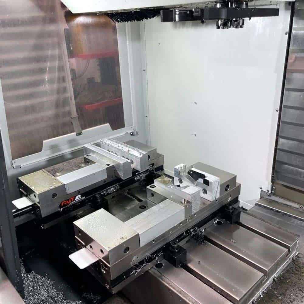 HAAS-VF-2SS205-1.jpg