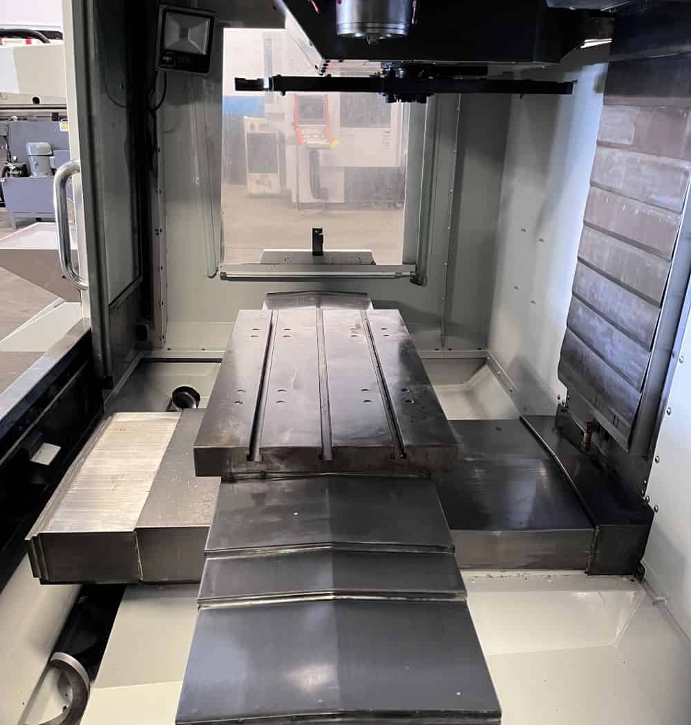 HAAS-VF-2YT-2471-6.jpg