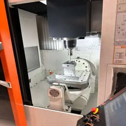 Used Mazak Variaxis C-600 5 Axis CNC Vertical Machining Center