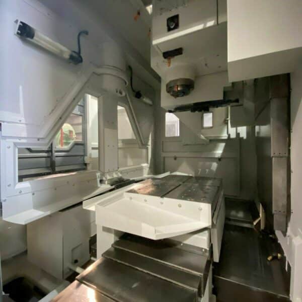 Quaser-MV154-APC-CNC-Vertical-Machining-Center-9-600×600-1.jpg
