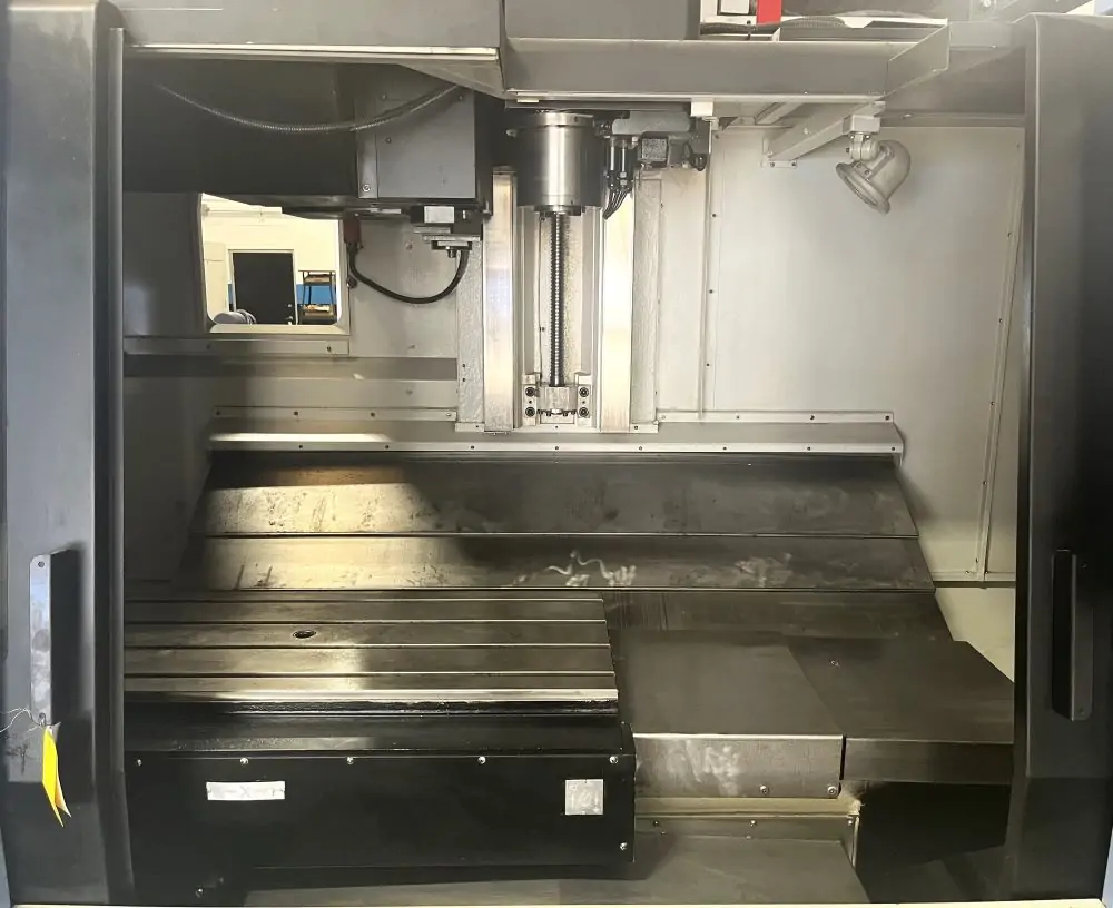 Used Doosan DMV-4020/50 CNC Vertical Machining Center (2007