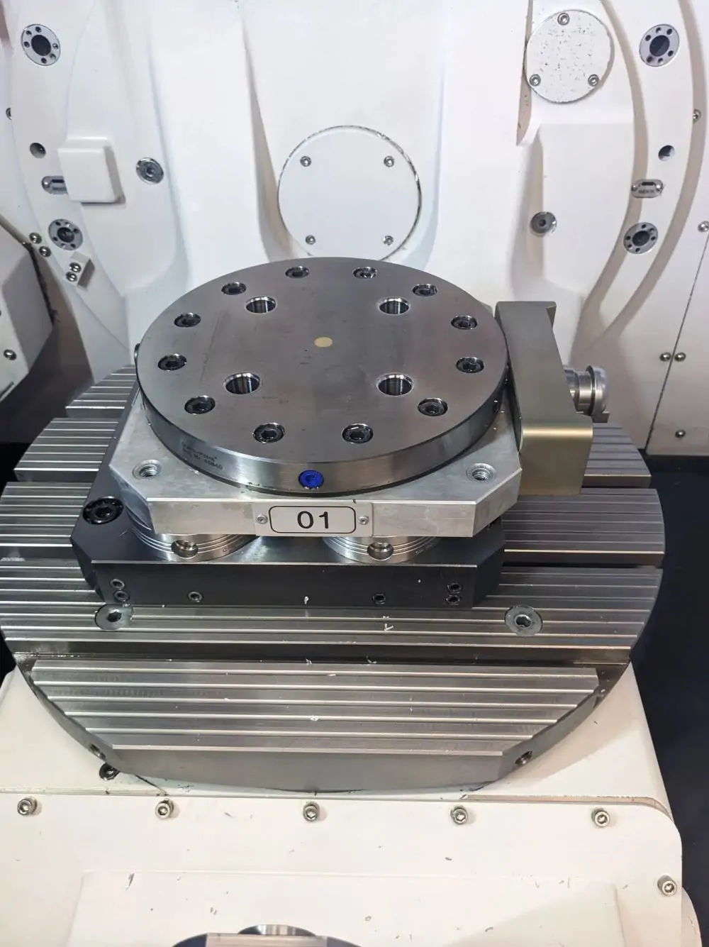 Doosan DVF-5000 12AWC 5 Axis CNC Vertical Machining Center