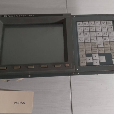 GE FANUC SERIES 18-T LCD/MDI UNIT A02B-0120-C066/TAR N 00179 A20B-1004-0640