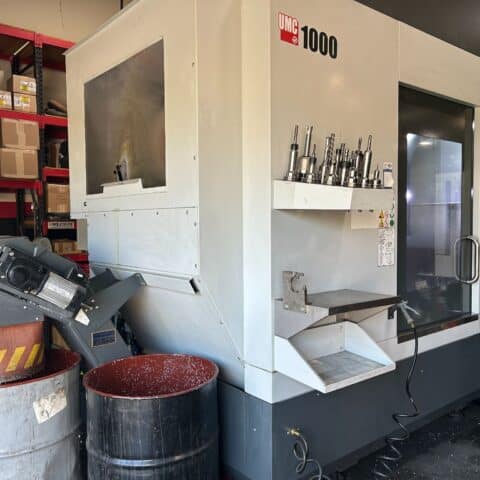 Haas UMC - 1000 CNC Universal Machining Center for sale in USA (1)