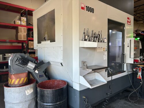 Haas UMC - 1000 CNC Universal Machining Center for sale in USA (1)