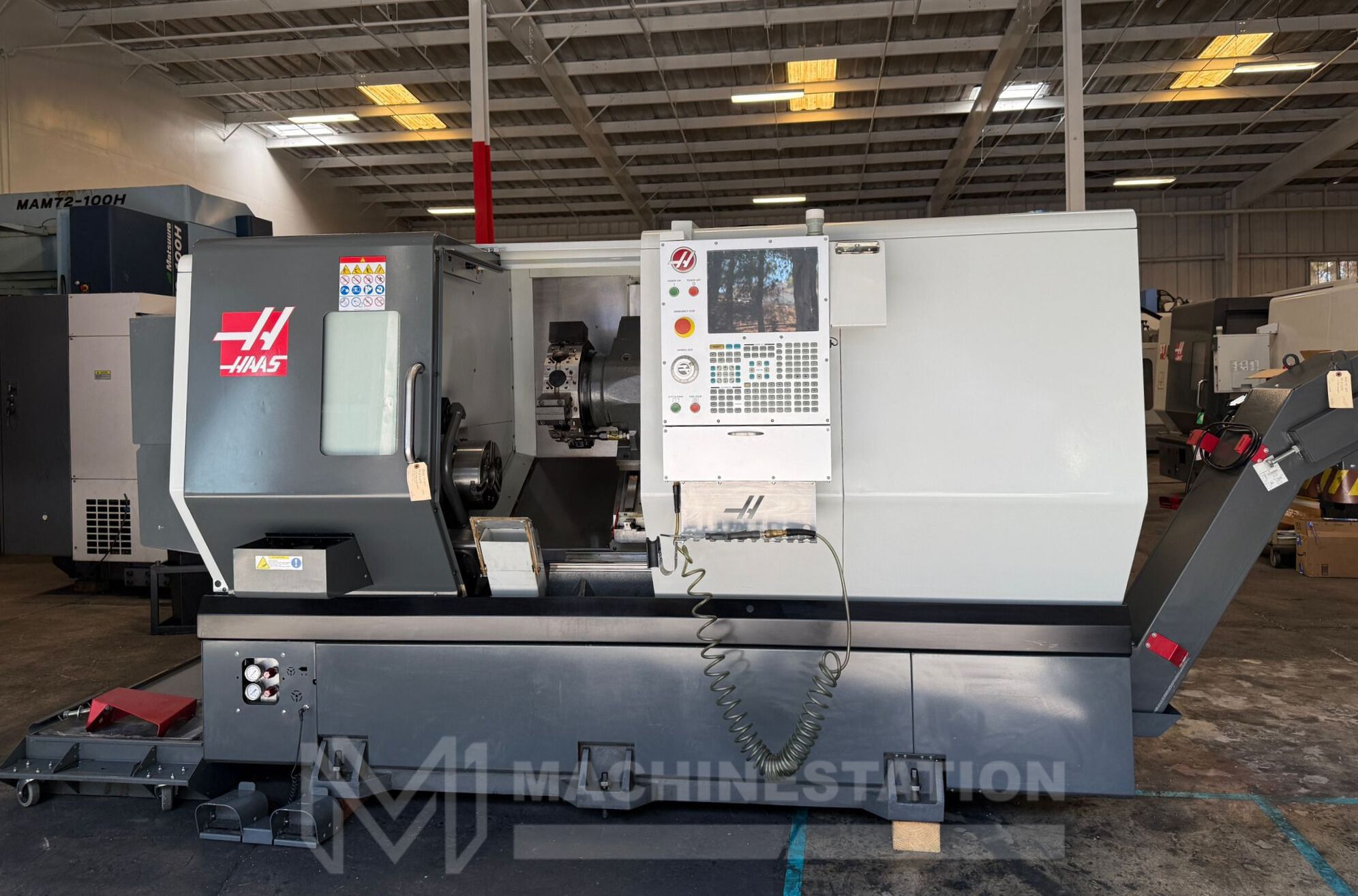 Haas ST-30Y CNC Turning Center - C & Y Axis 10" Chuck Tailstock Lathe