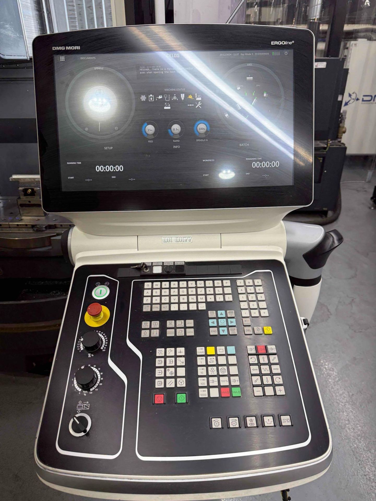 DMG Mori DMU 75 MonoBLOCK 5 AXIS (2)