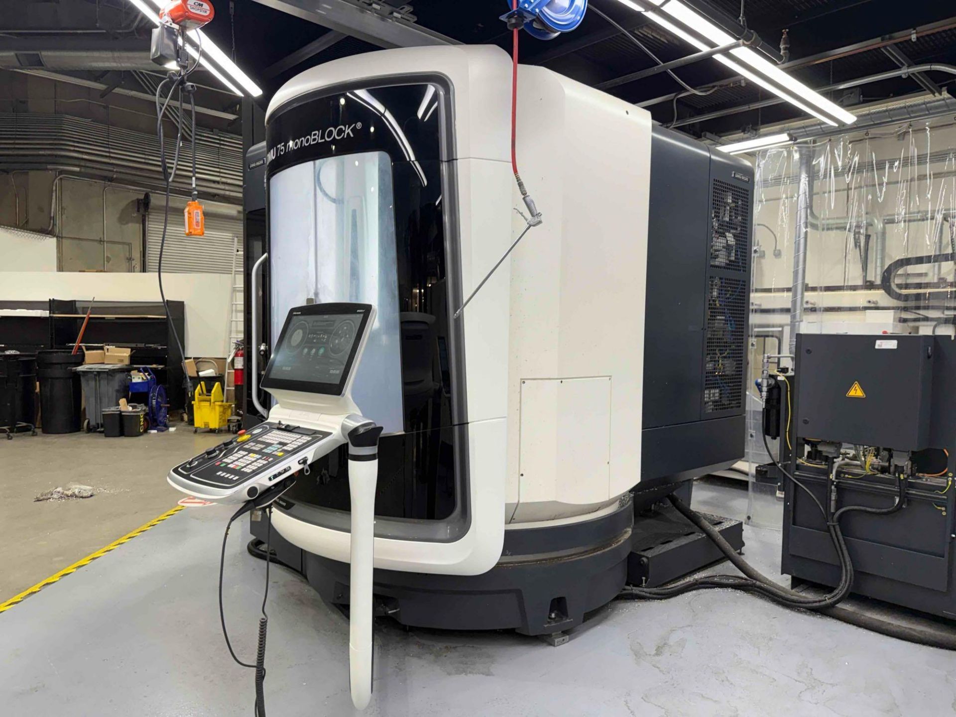 DMG Mori DMU 75 MonoBLOCK 5 AXIS (4)
