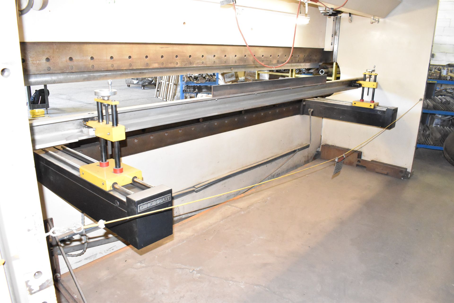 CINCINNATI 350PF Hydraulic Press Brake (1)