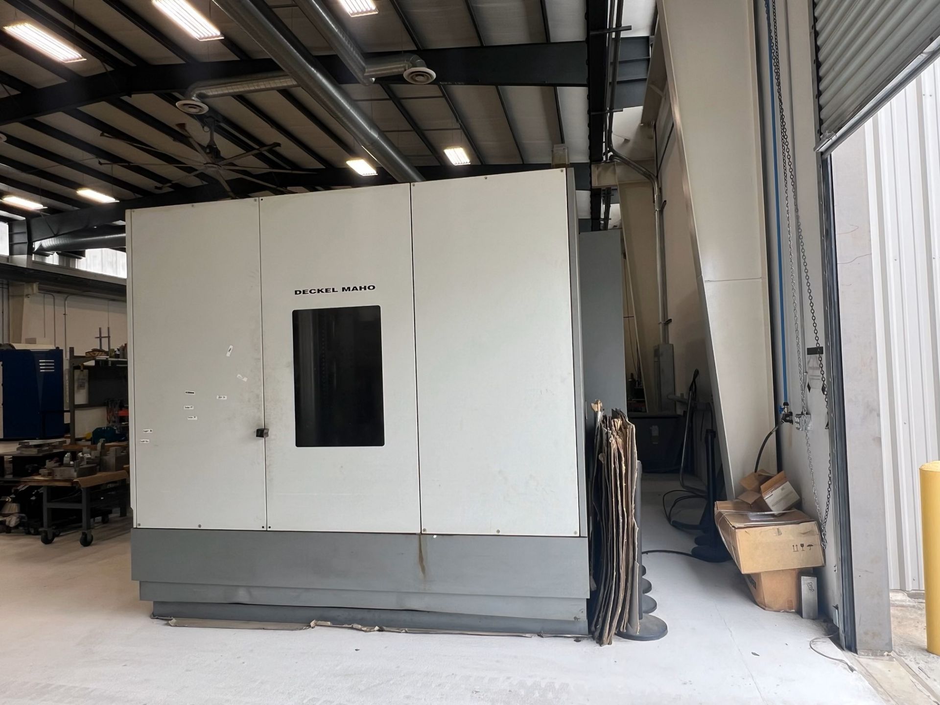 DECKEL MAHO DMF360 LINEAR CNC VERTICAL MACHINING CENTER (2)