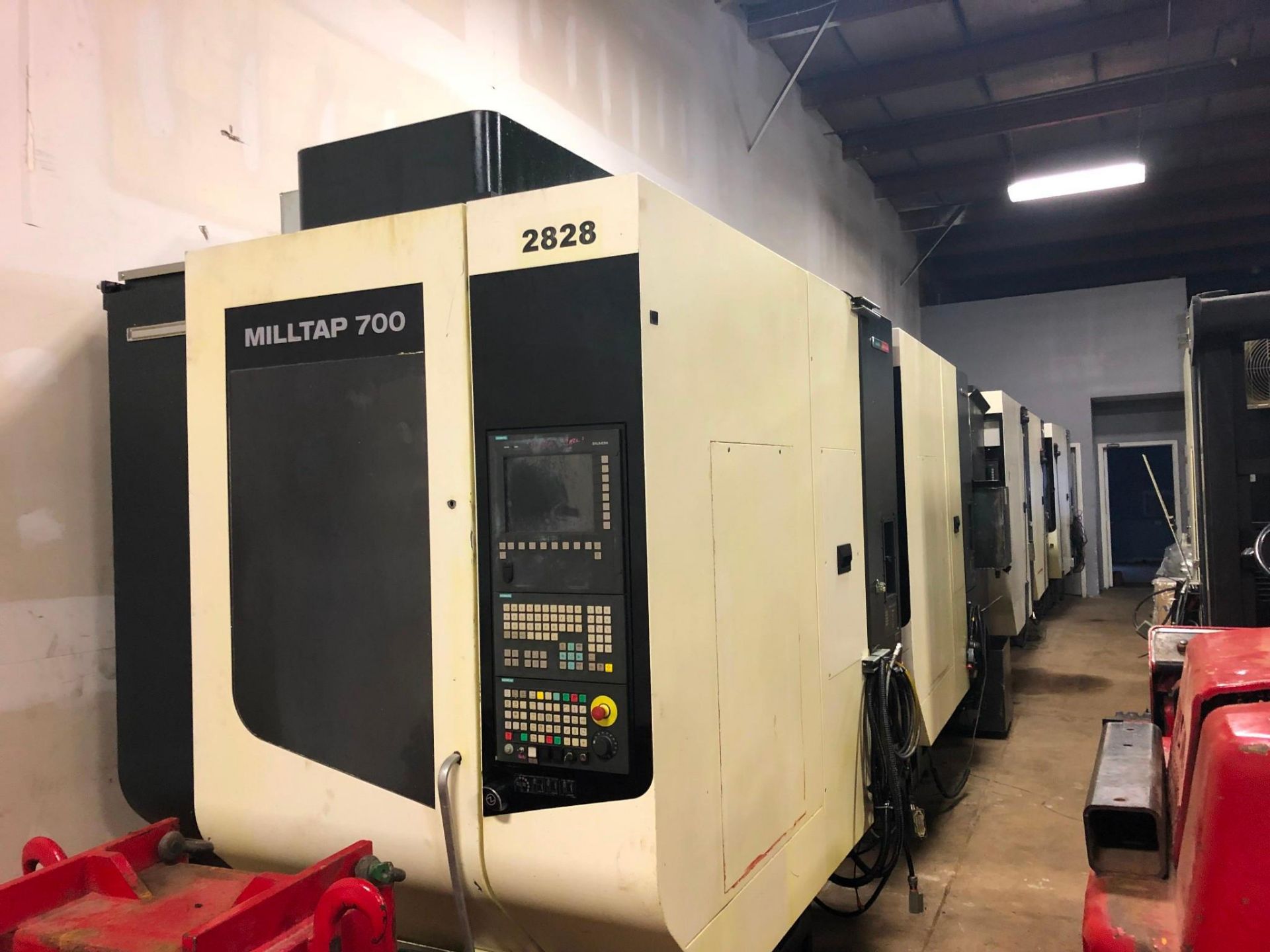 DMG MORI MILLTAP 700 VMC