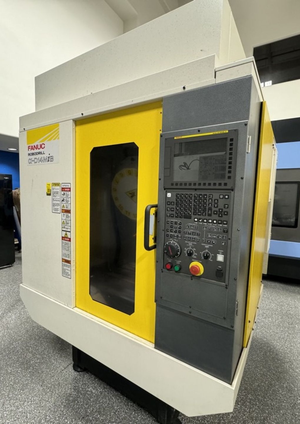 Fanuc Robodrill A-D14MiB CNC (3)