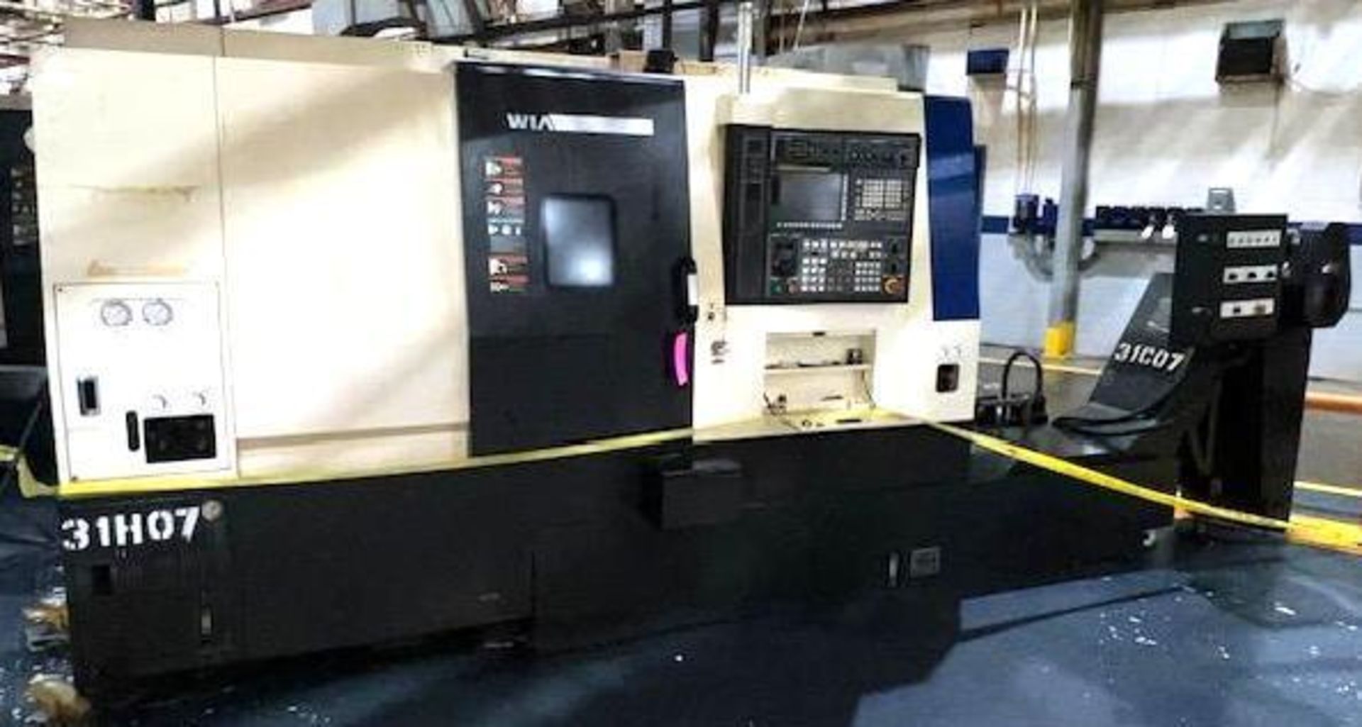 Hyundai Wia L-200SY (1)