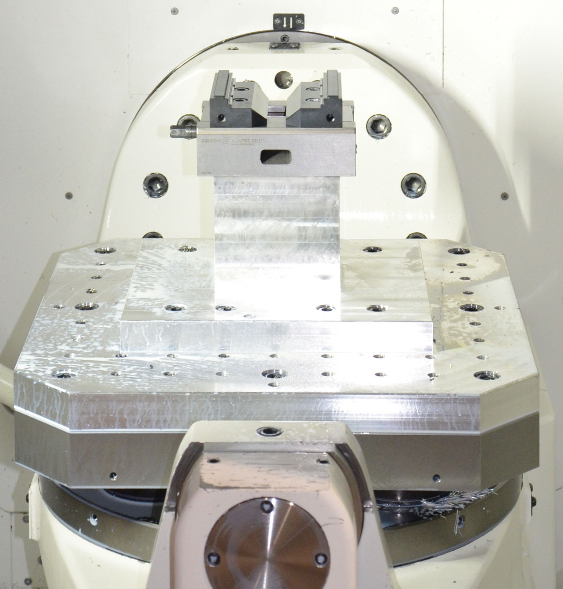 MAZAK VARIAXIS C-600 5-AXIS CNC VMC (5)