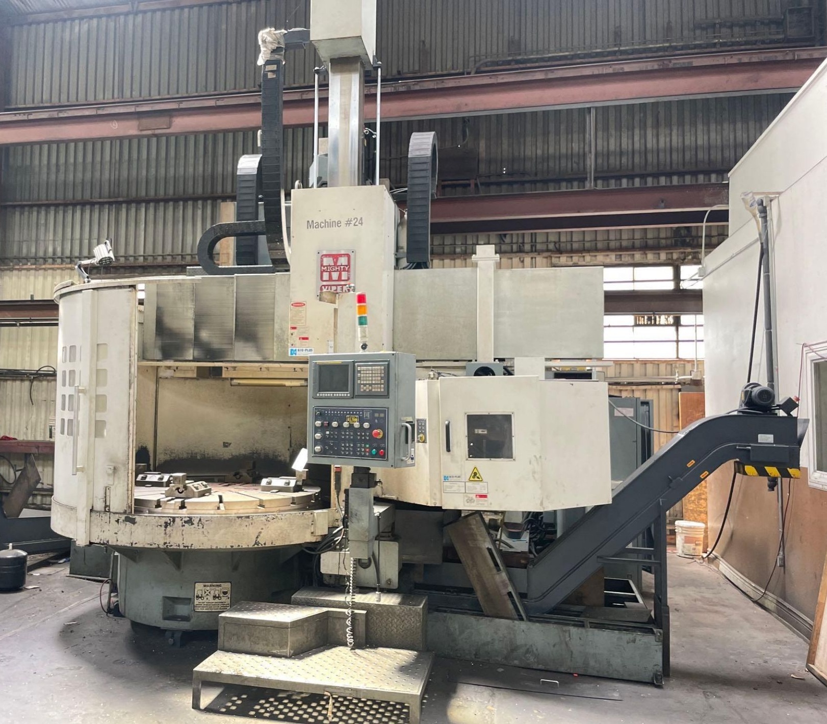 Mighty Viper VTL-1620M CNC (1)