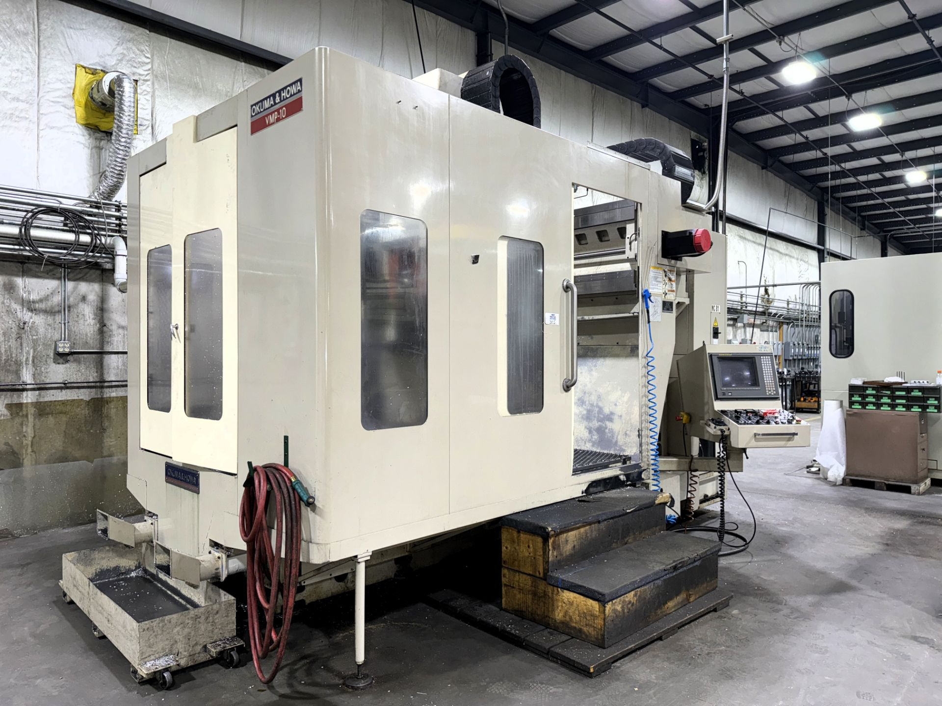 Okuma & Howa VMP10 5-Axis Double Column VMC