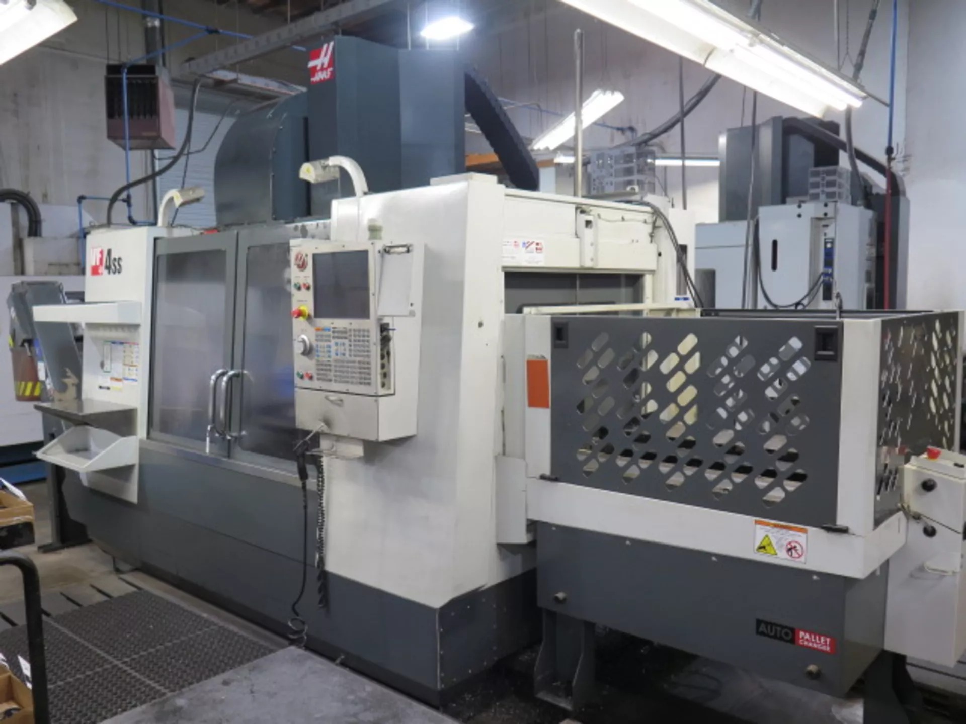 Haas VF-4SS-1