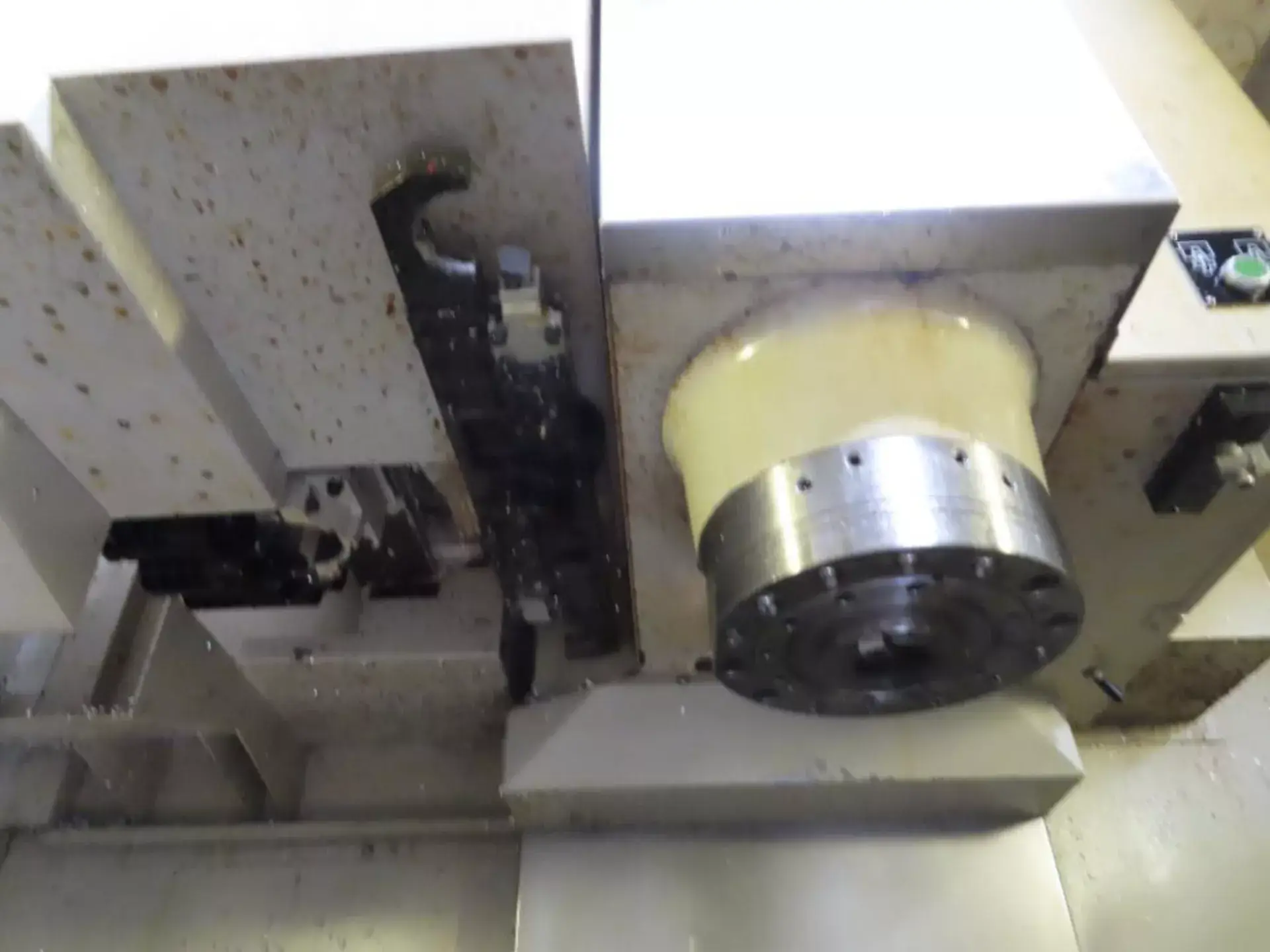 Hardinge Bridgeport VMC-760XP-3-2