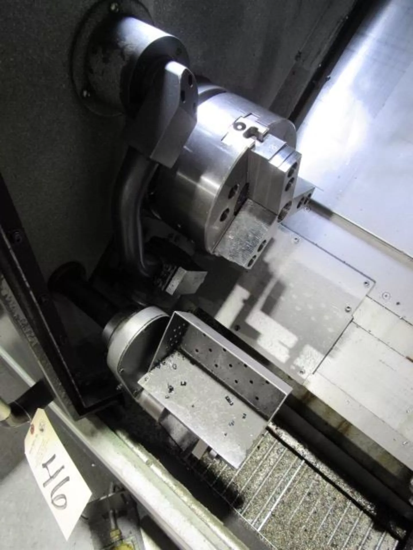 Hyundai Wia E160LMC CNC Turning Center-3