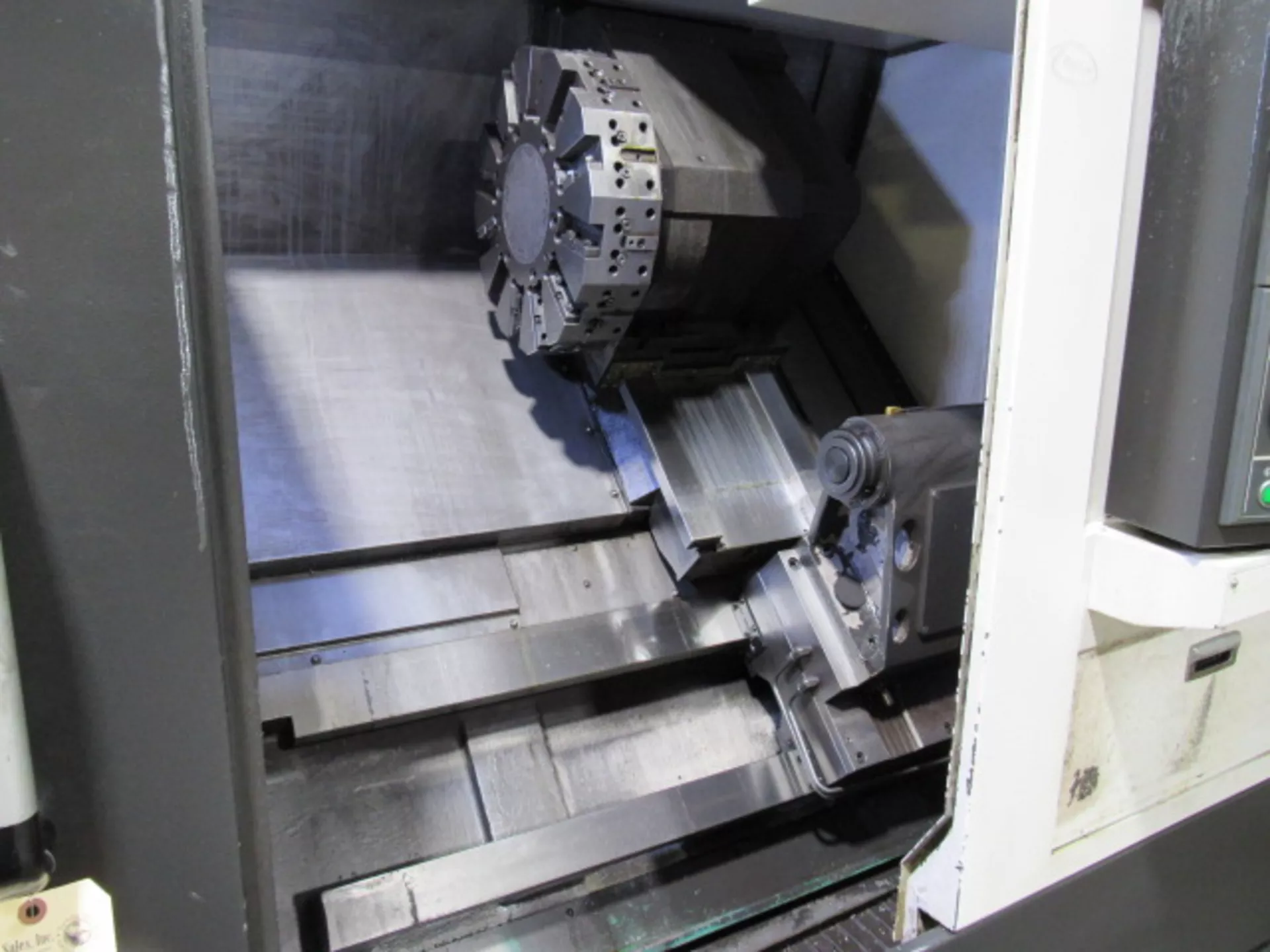 Hyundai Wia L300C CNC Turning Center-4