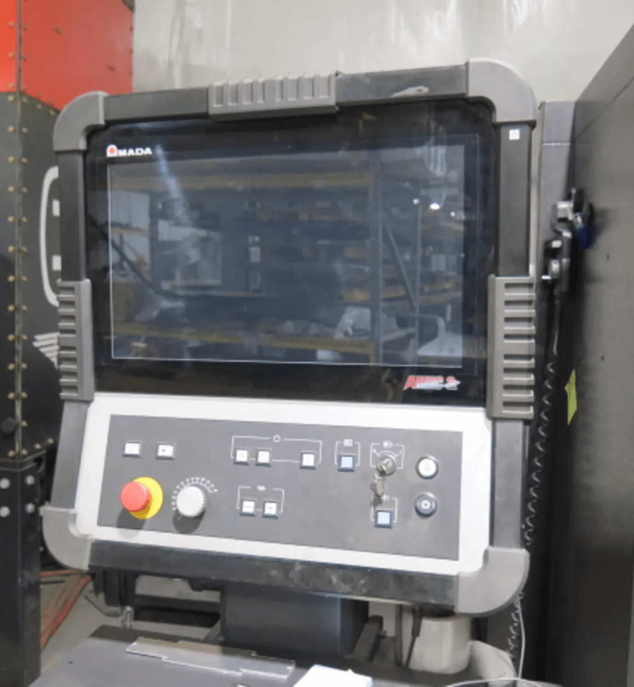 Amada Ensis 3015 AJ-4