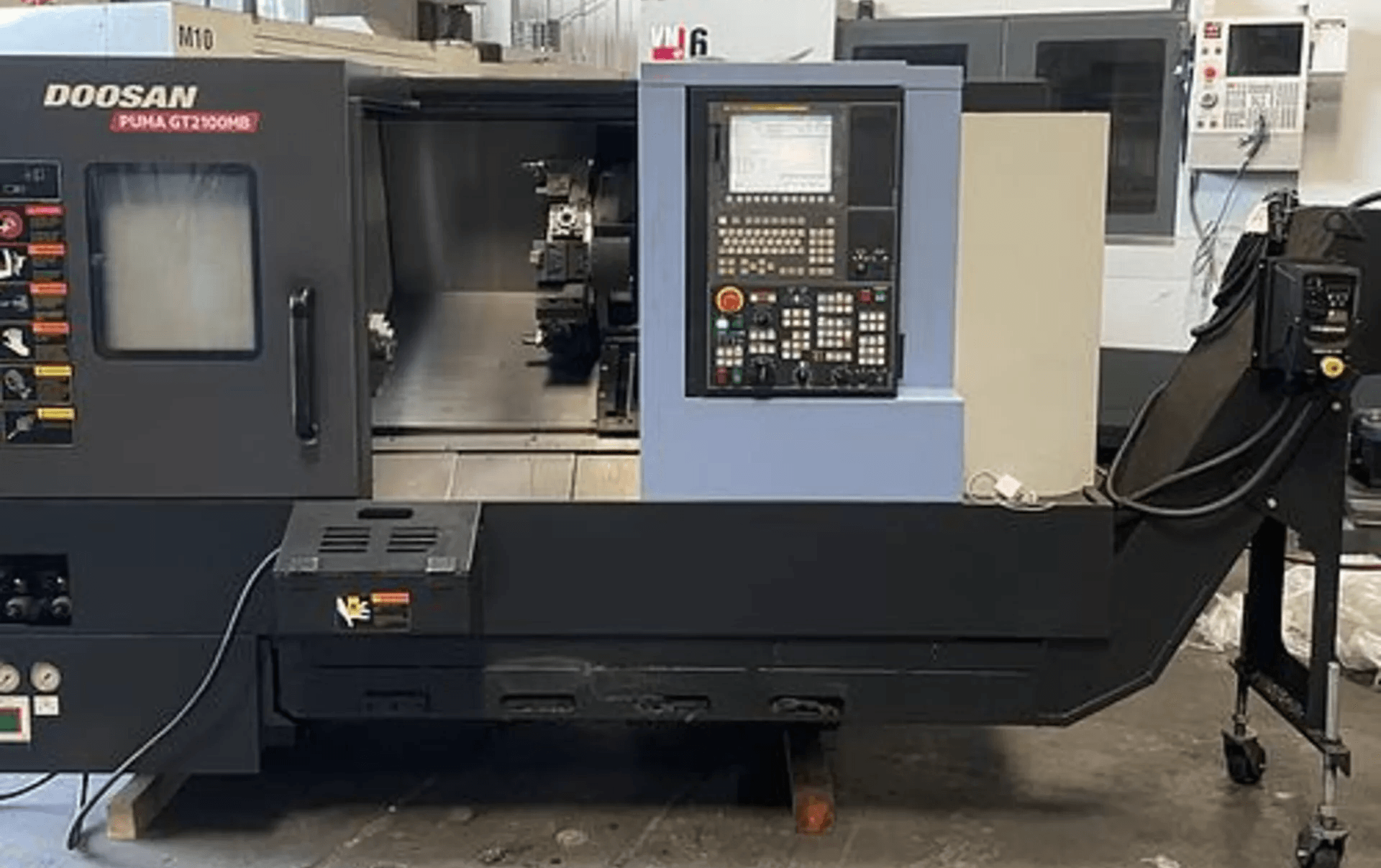 DOOSAN PUMA GT2100MB-1