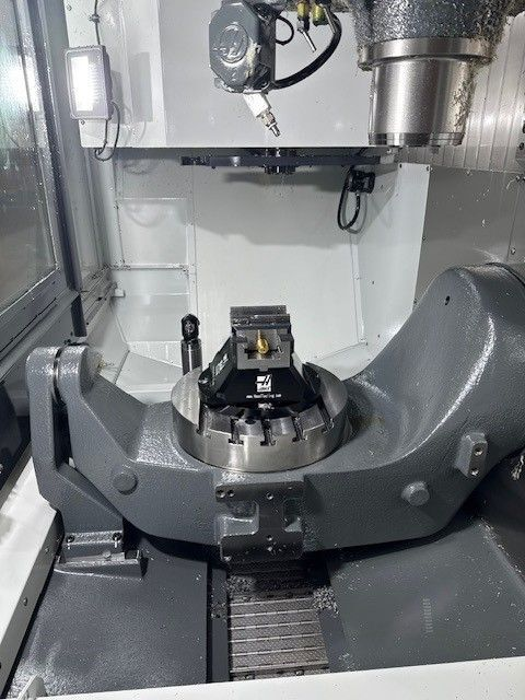 HAAS-UMC-500SS (4)