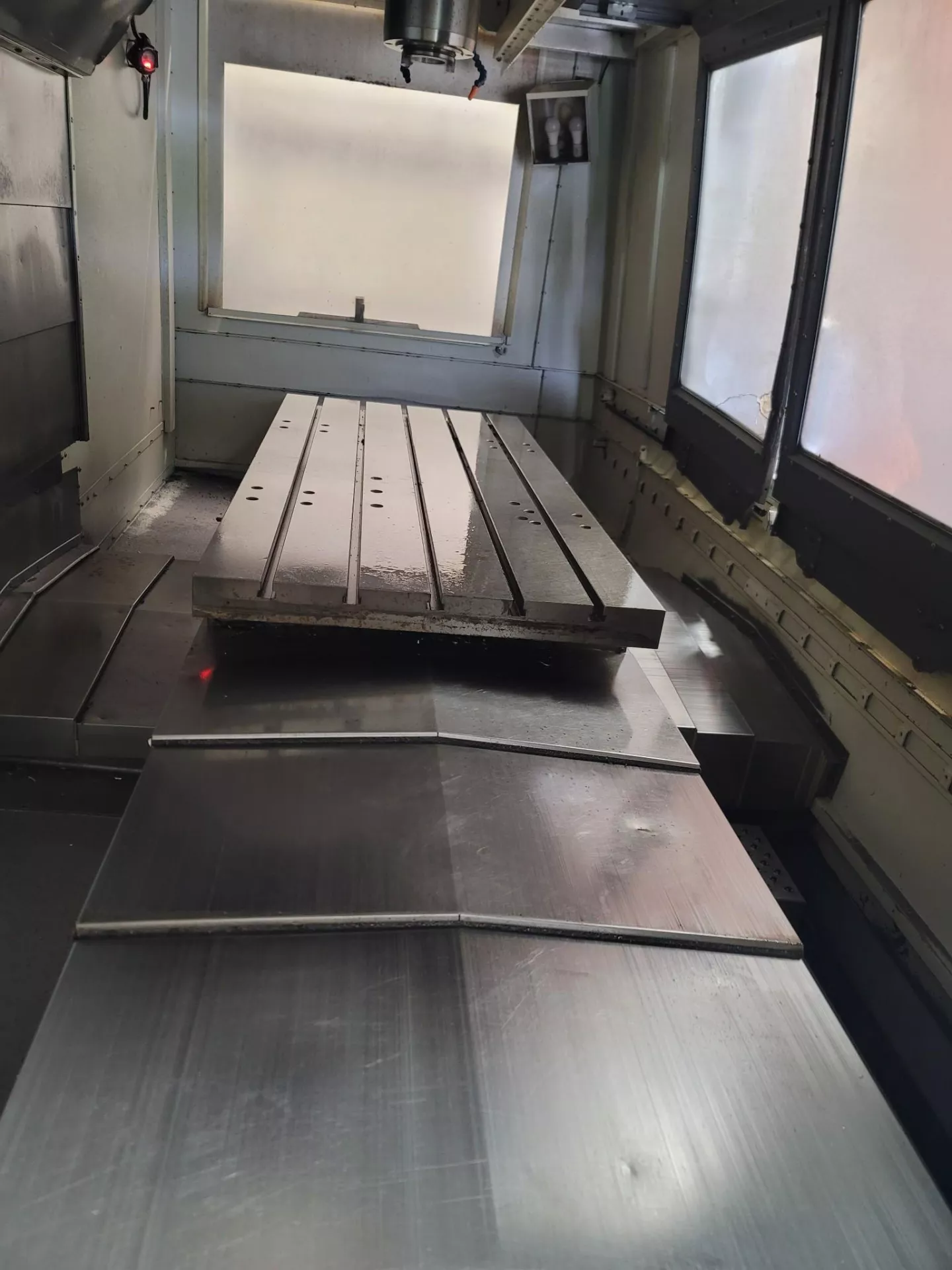 Haas VF-6-50-4