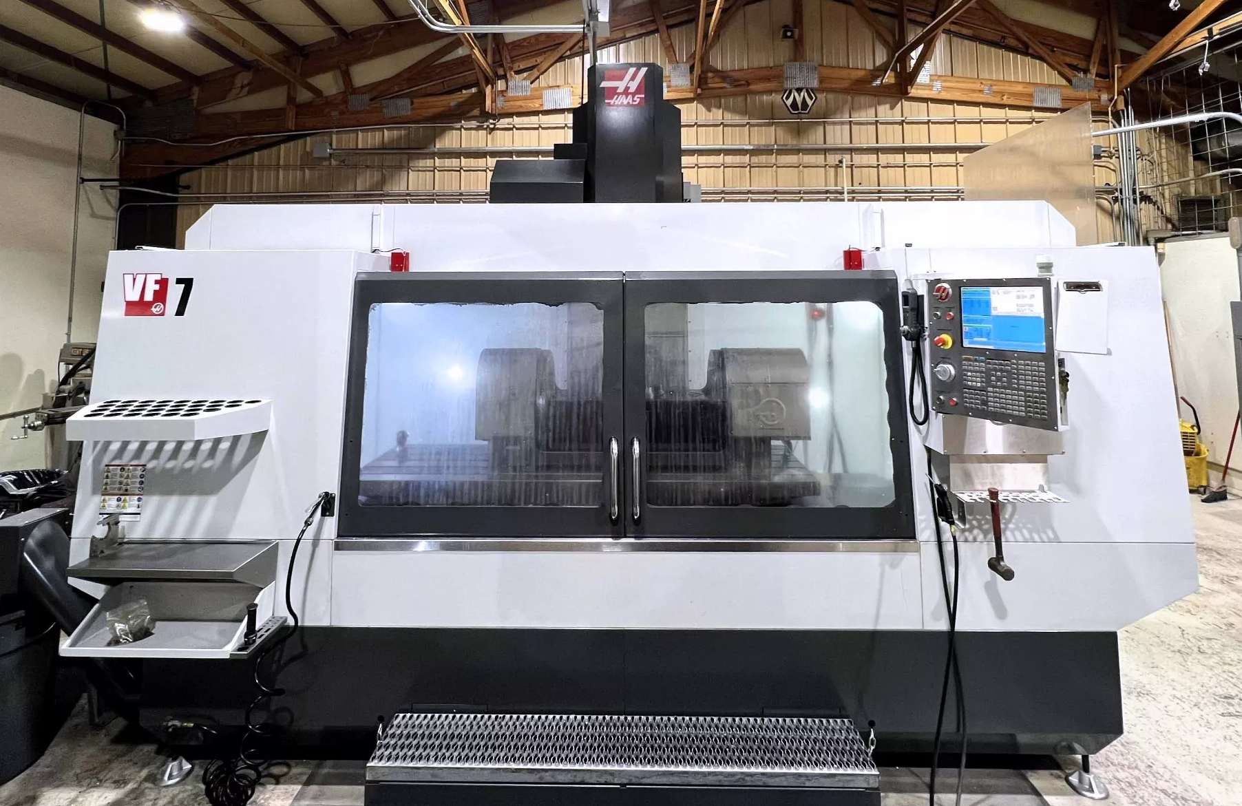 Haas VF-7