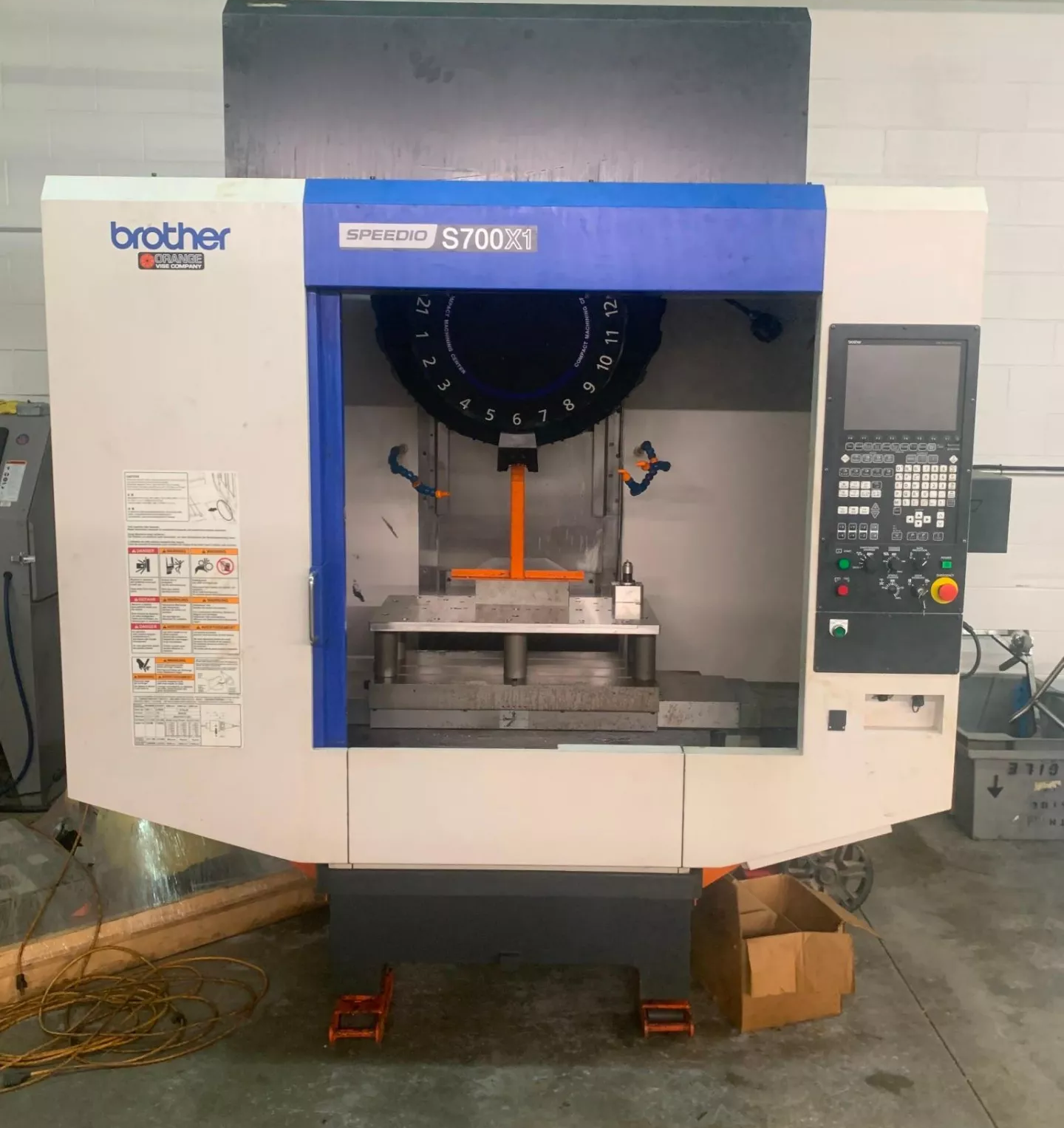 BROTHER SPEEDIO S700 X1 (1)