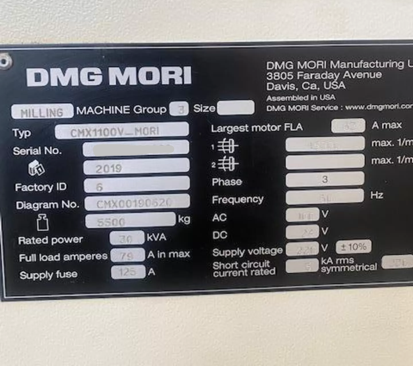 DMG MORI CMX 1100V (3)
