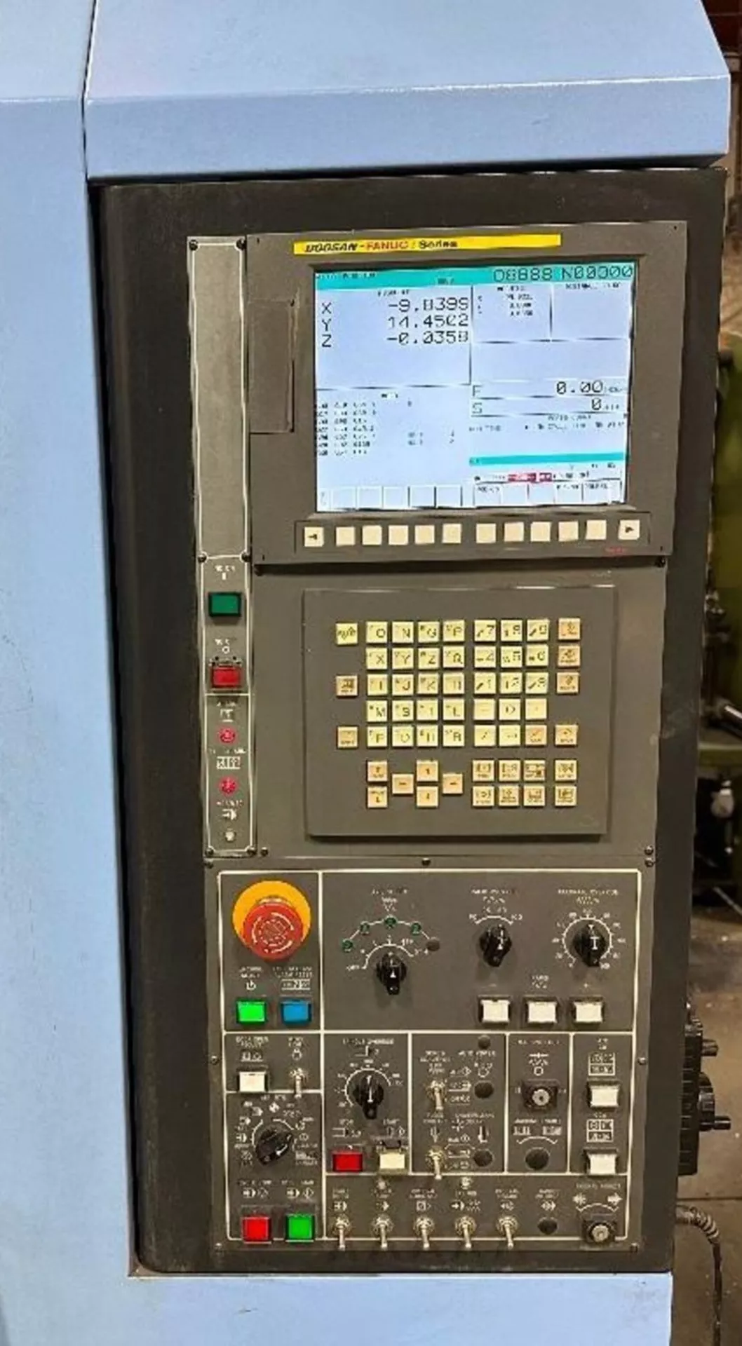 Doosan DNM 500 Vertical Machining Center (4)