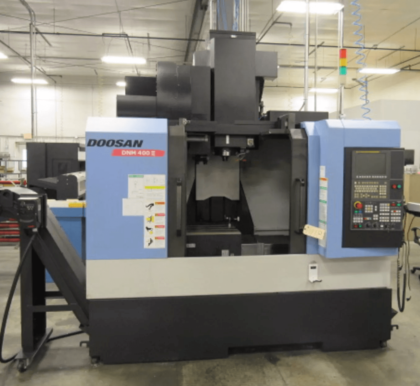 Doosan DNM400II