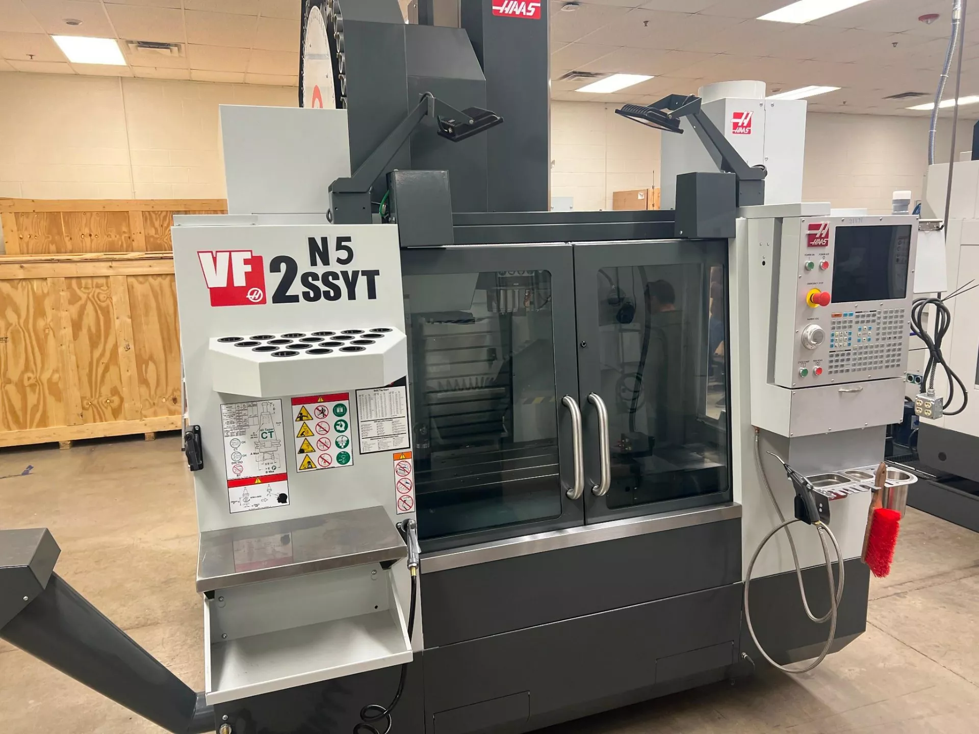 HAAS VF-2SSYT (1)