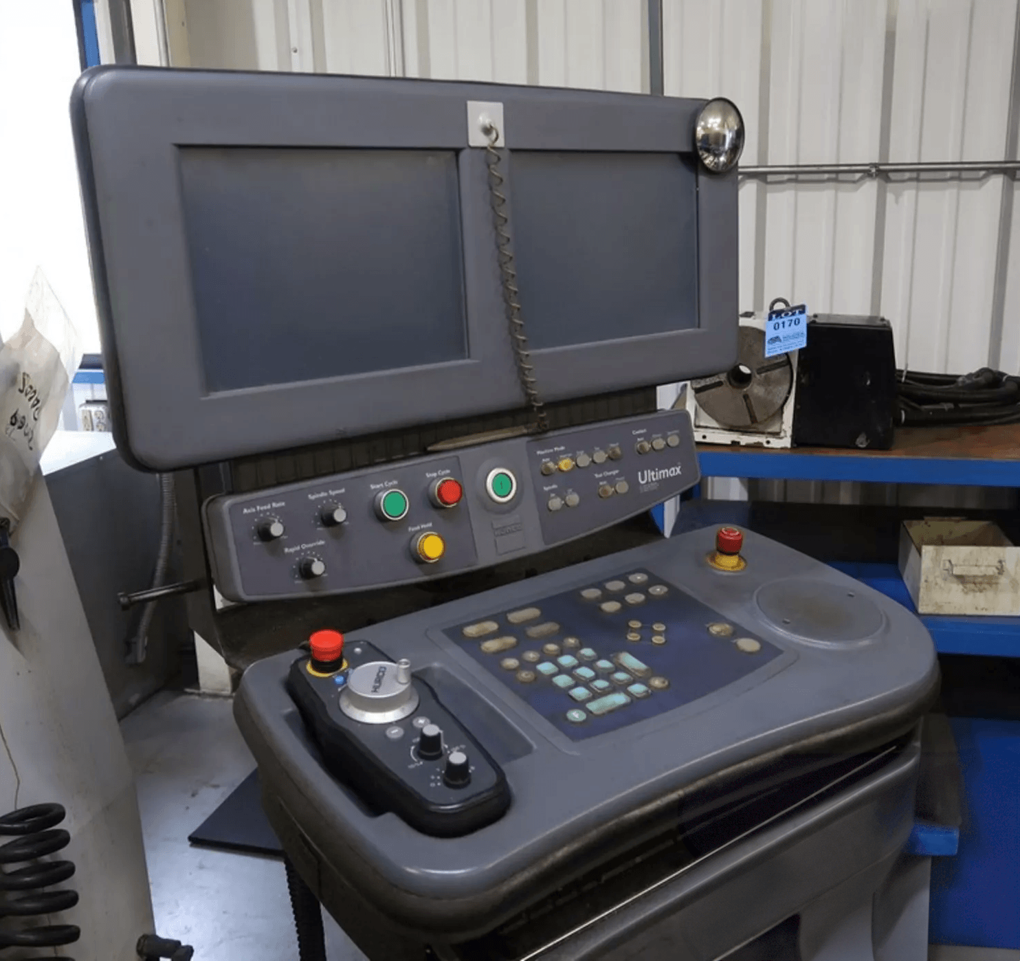 HURCO MODEL VMX24 (3)