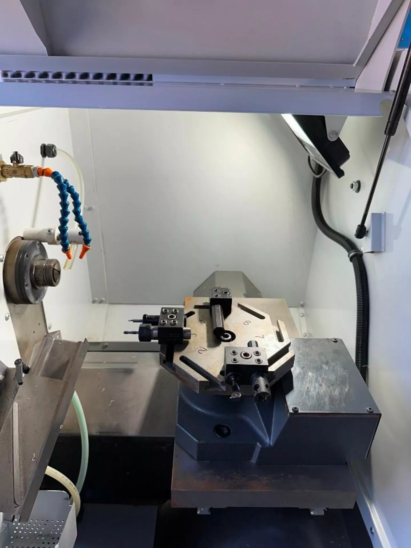 Haas CL-1-2