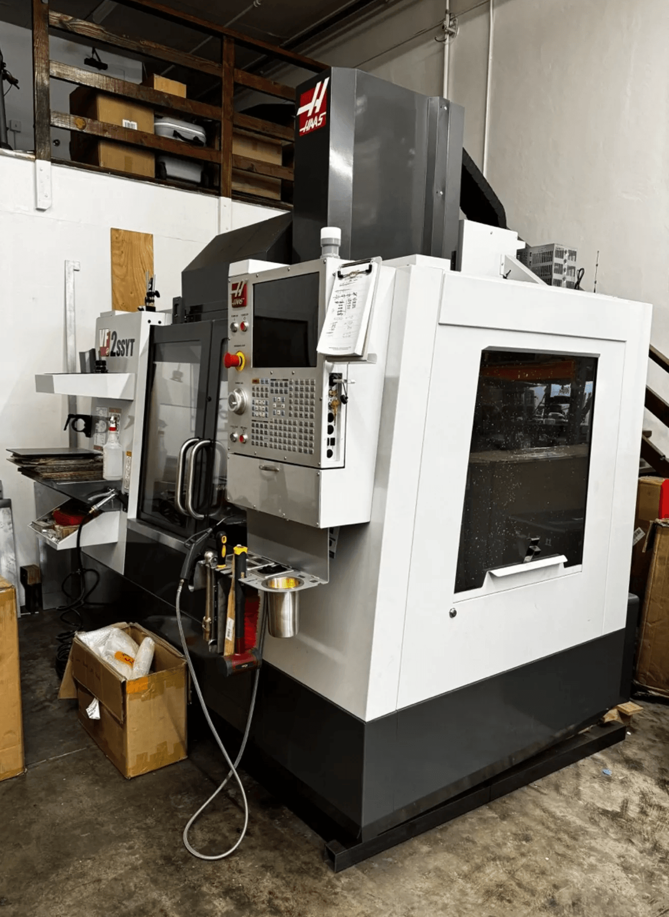 Haas VF-2SSYT-1