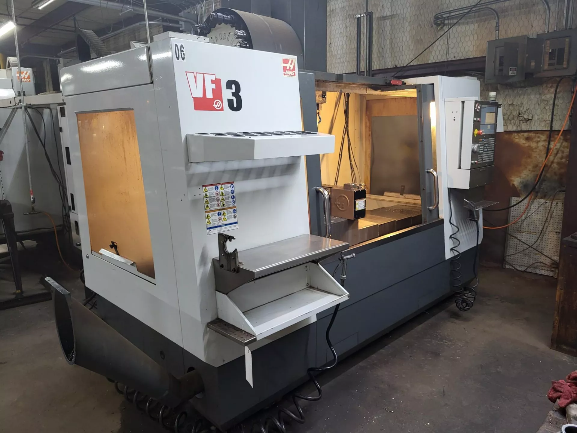Haas VF-3B-1