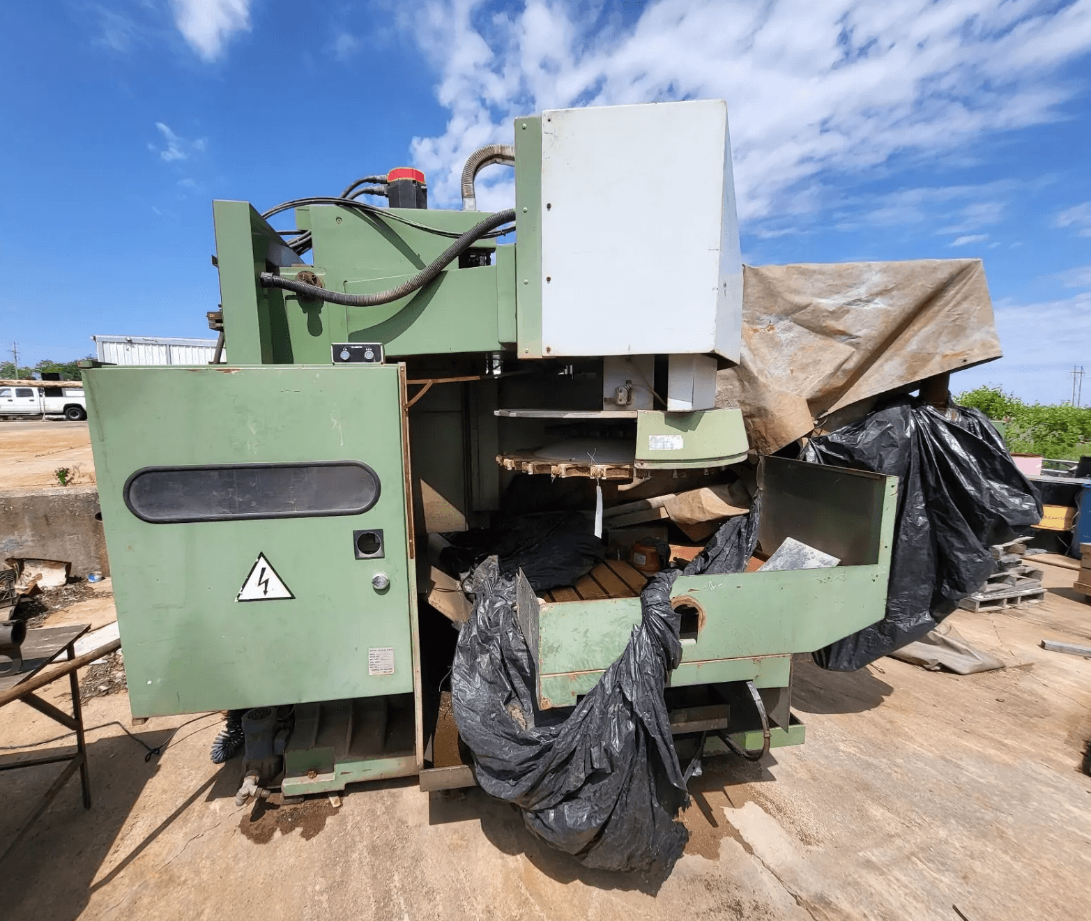Leadwell MCV-1300P