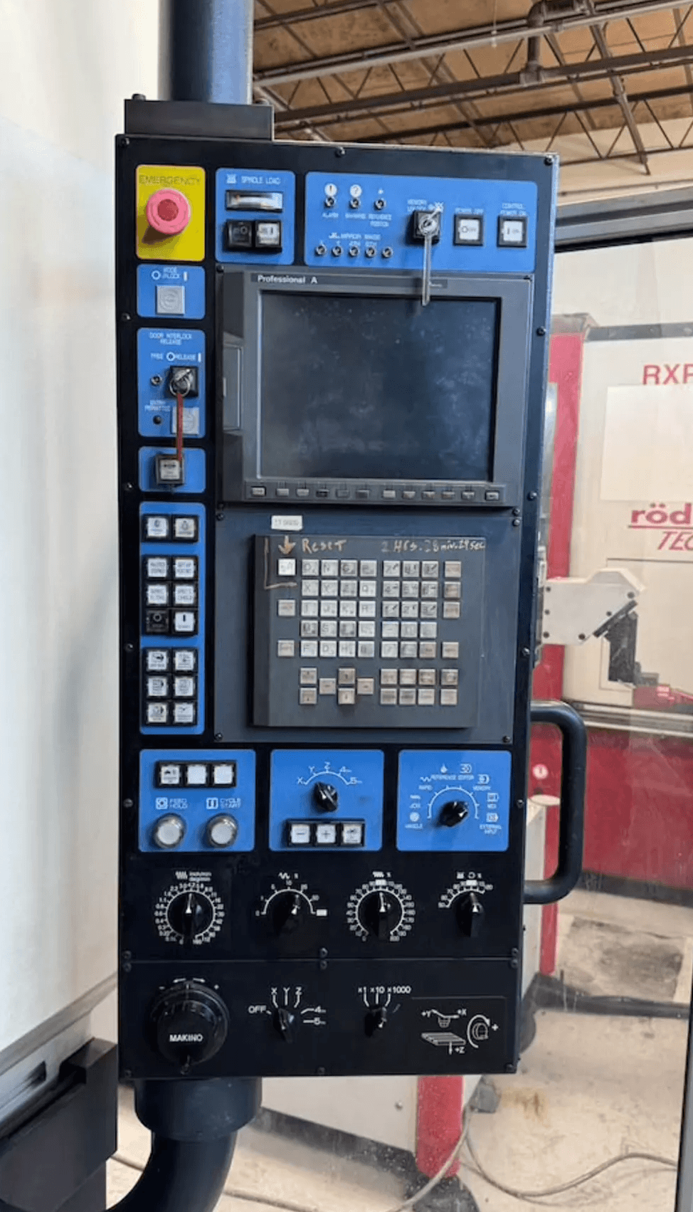 Makino SNC64-2