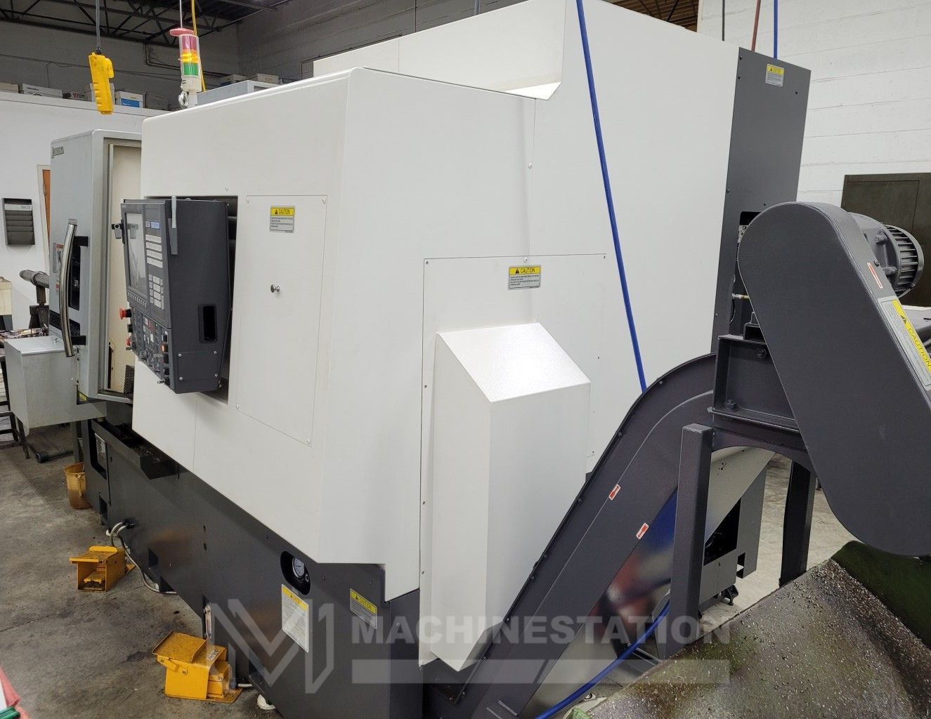 OKUMA-GENOS-L300-MYW-E (8)