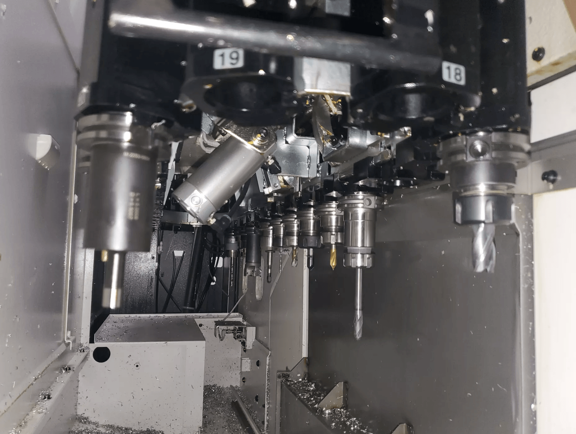 Okuma Genos M560-V-4