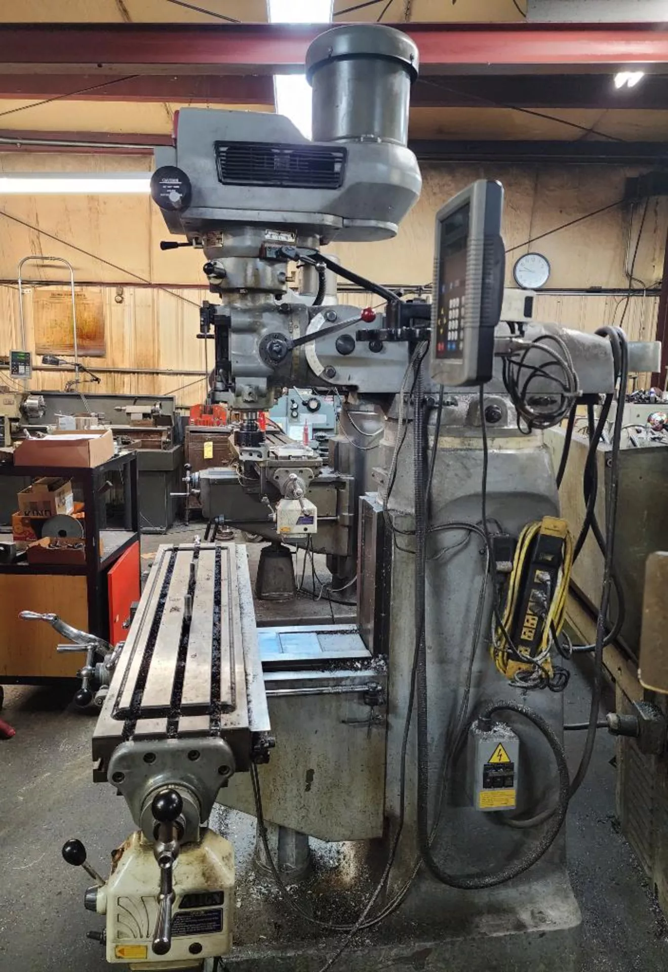 Seiki VS 2VS Vertical Milling Machine-1