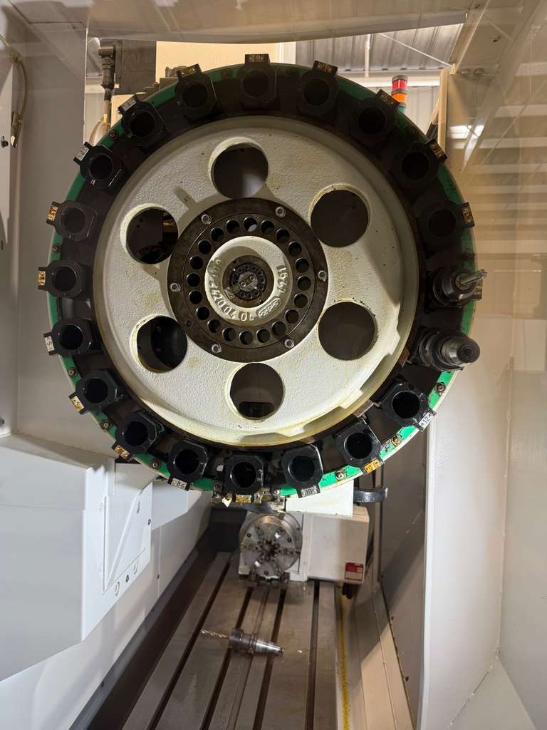 OKUMA MC-V4020 CNC VERTICAL MACHINING CENTER - 4TH AXIS MILL 9